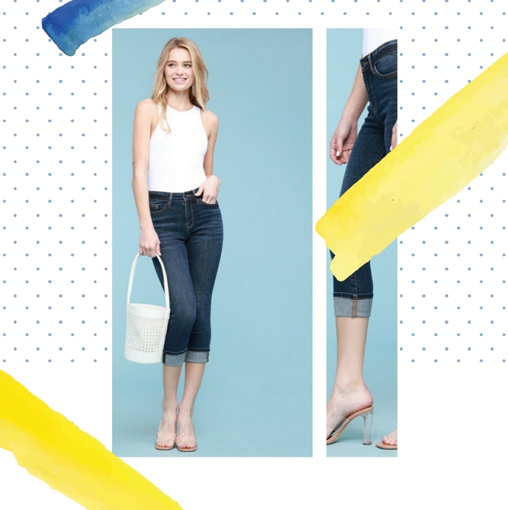 Judy Blue 24W Mid Rise Cuffed Capris - Dark Wash